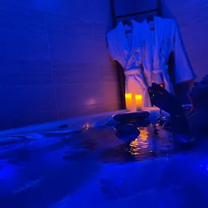 sjour-insolite-romantique-spa-intrieur-priv-offre.midi-pyreneeshotels.com/